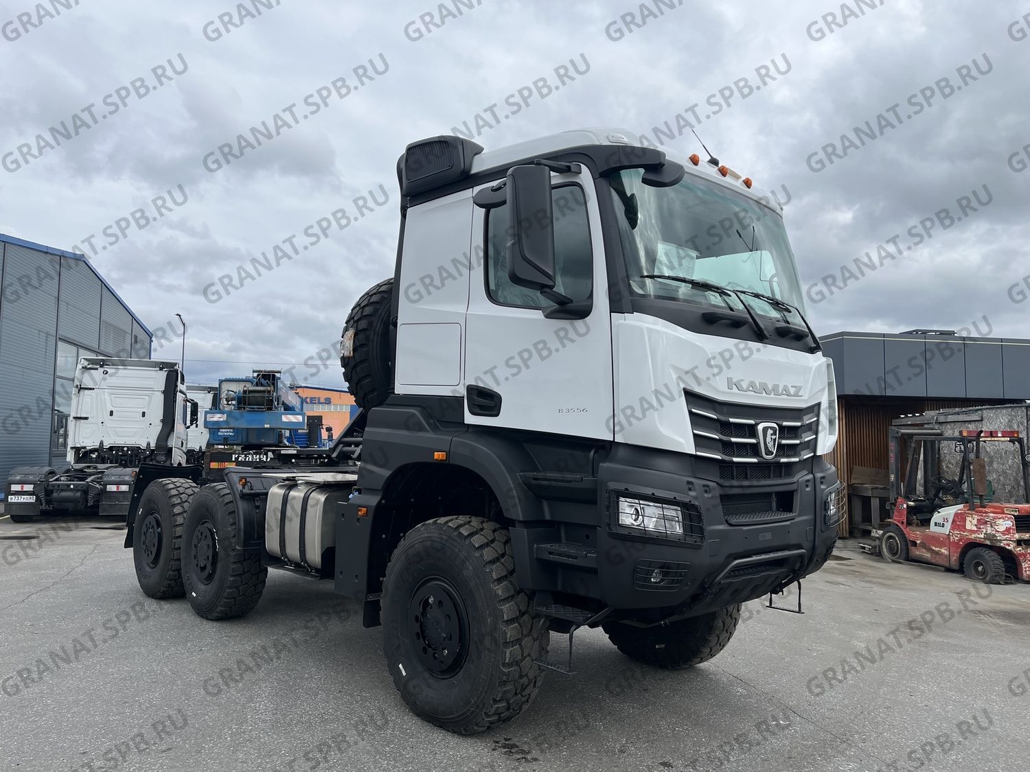 Тягач КАМАЗ 65954-40002-AA седельный полноприводный