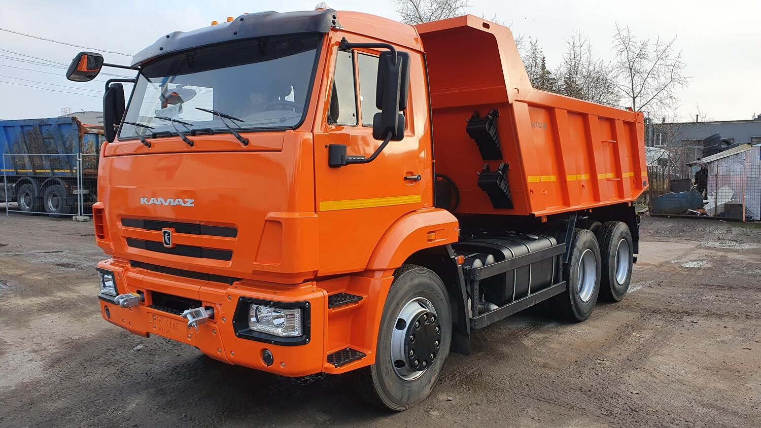 Кликните для увеличения изображения самосвал КАМАЗ 65115-7058-48(A5) с задней разгрузкой