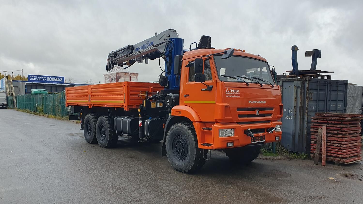 бортовой а/м КАМАЗ 43118-73094-50 с КМУ ГАЛИЧ-150 + БУР 450мм