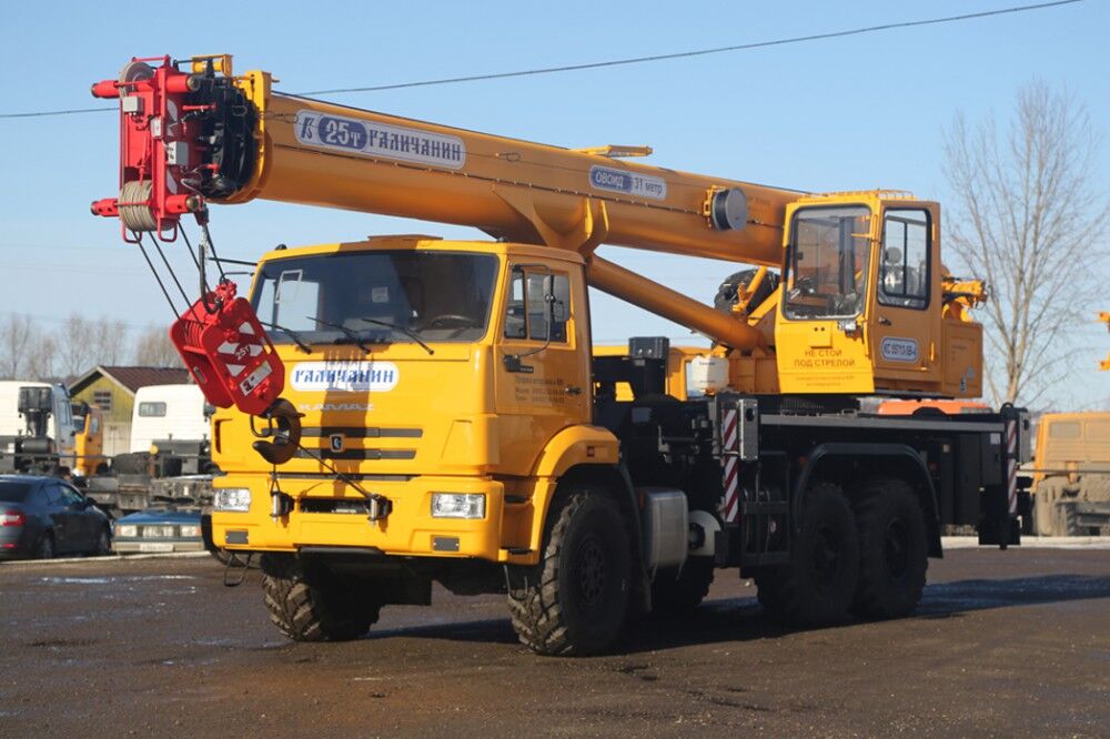 кран автомобильный Галичанин КС-55713-5В-4 г/п 25 т.,стрела 31,0 м.,ОВОИД на шасси КАМАЗ 43118 6х6