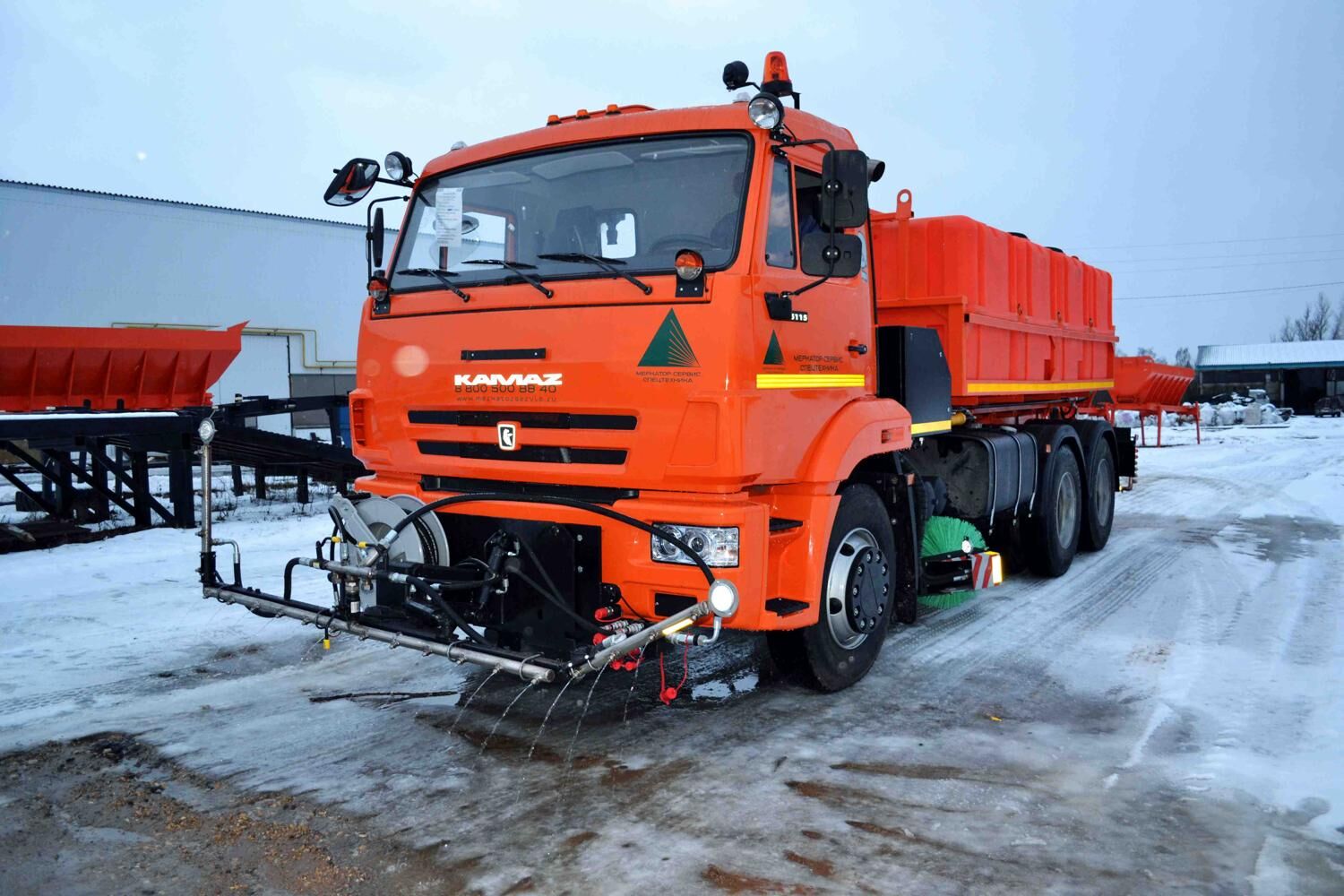 КДМ-7881022 на ш.65115-50 (ПМ пласт, V=12 м3, Передняя рейка, Средняя щетка)
