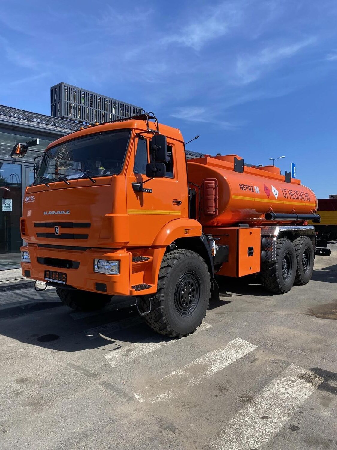 АТЗ-11,2 на шасси КАМАЗ 43118-3938-50, 2 отсека