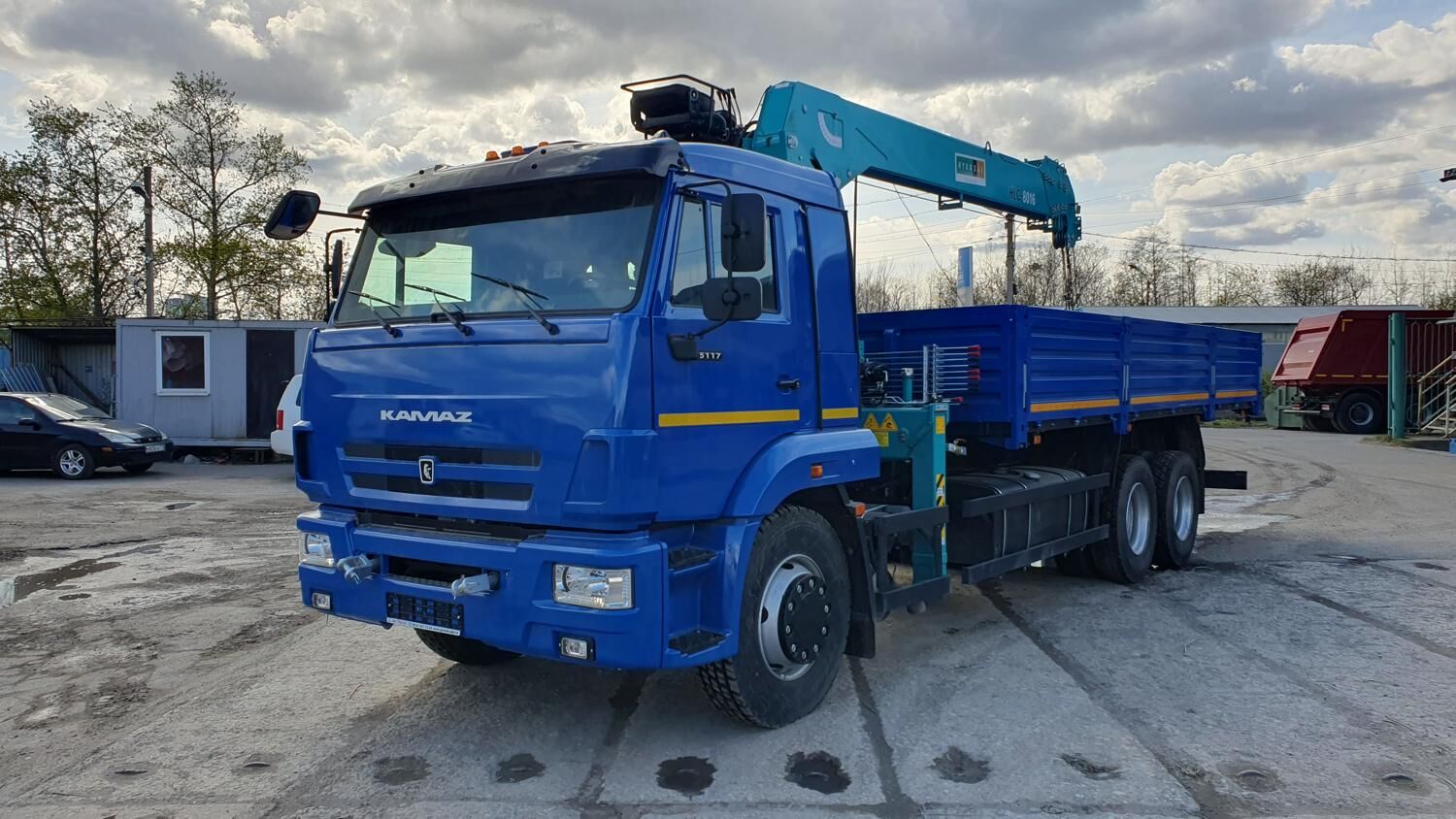 Бортовой КАМАЗ 65117-48 с кму HKTC 8016