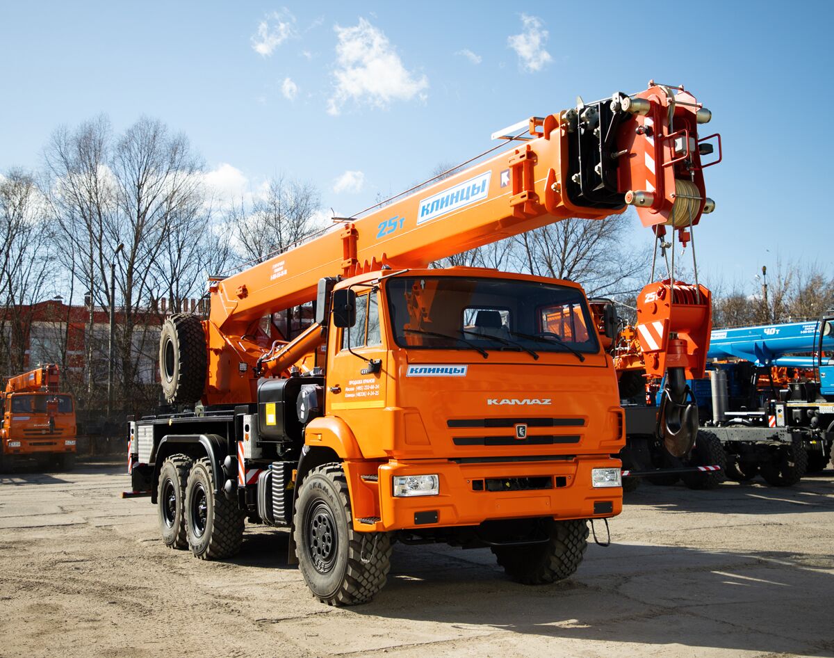 Автокран КЛИНЦЫ КС-55713-5К-3, г/п 25 т на шасси КАМАЗ-43118-23011-50