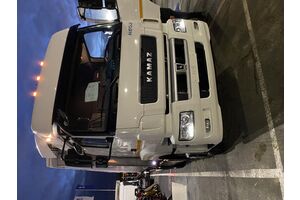 седельный тягач КАМАЗ 5490-036-87(S5)