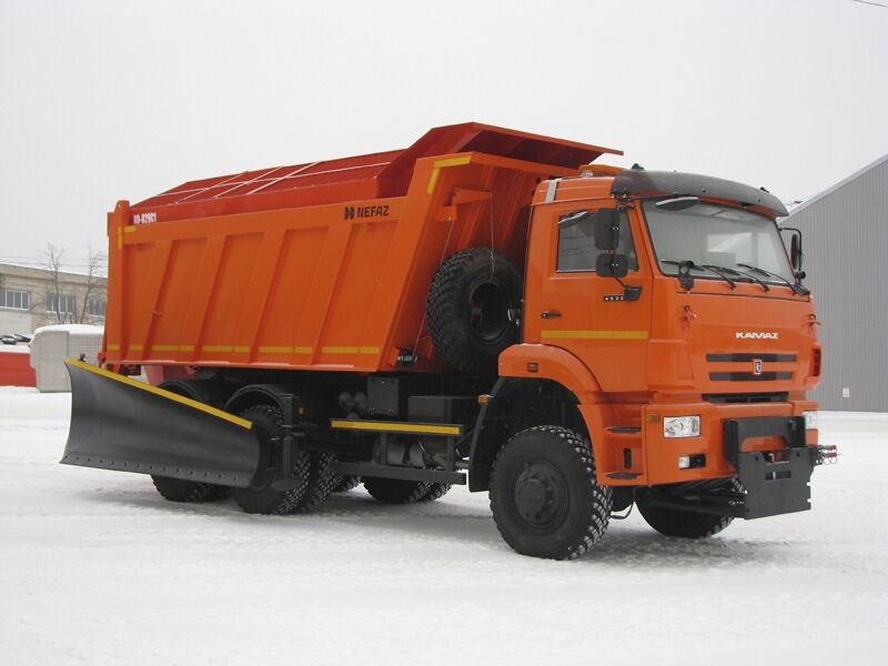 КДМ-7881011 на с.КамАЗ-6522 (ПС (сталь 09Г2С, V=10,5 м3), Боковой отвал, Монтажная плита