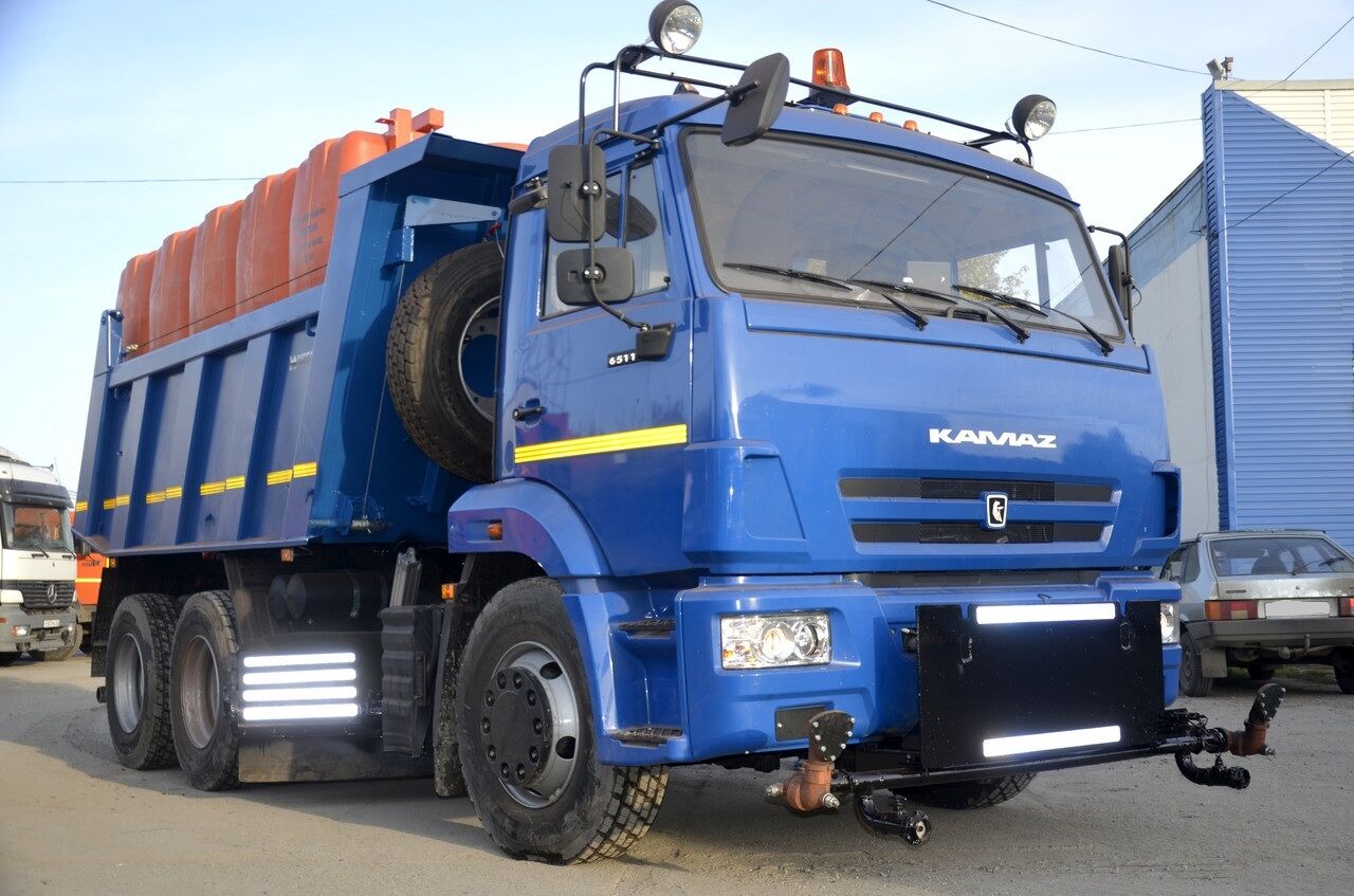 ЭД-405А1 на с.65115-48 (ПМ пласт, V=8,4 м3, Сопла, Средняя щетка)