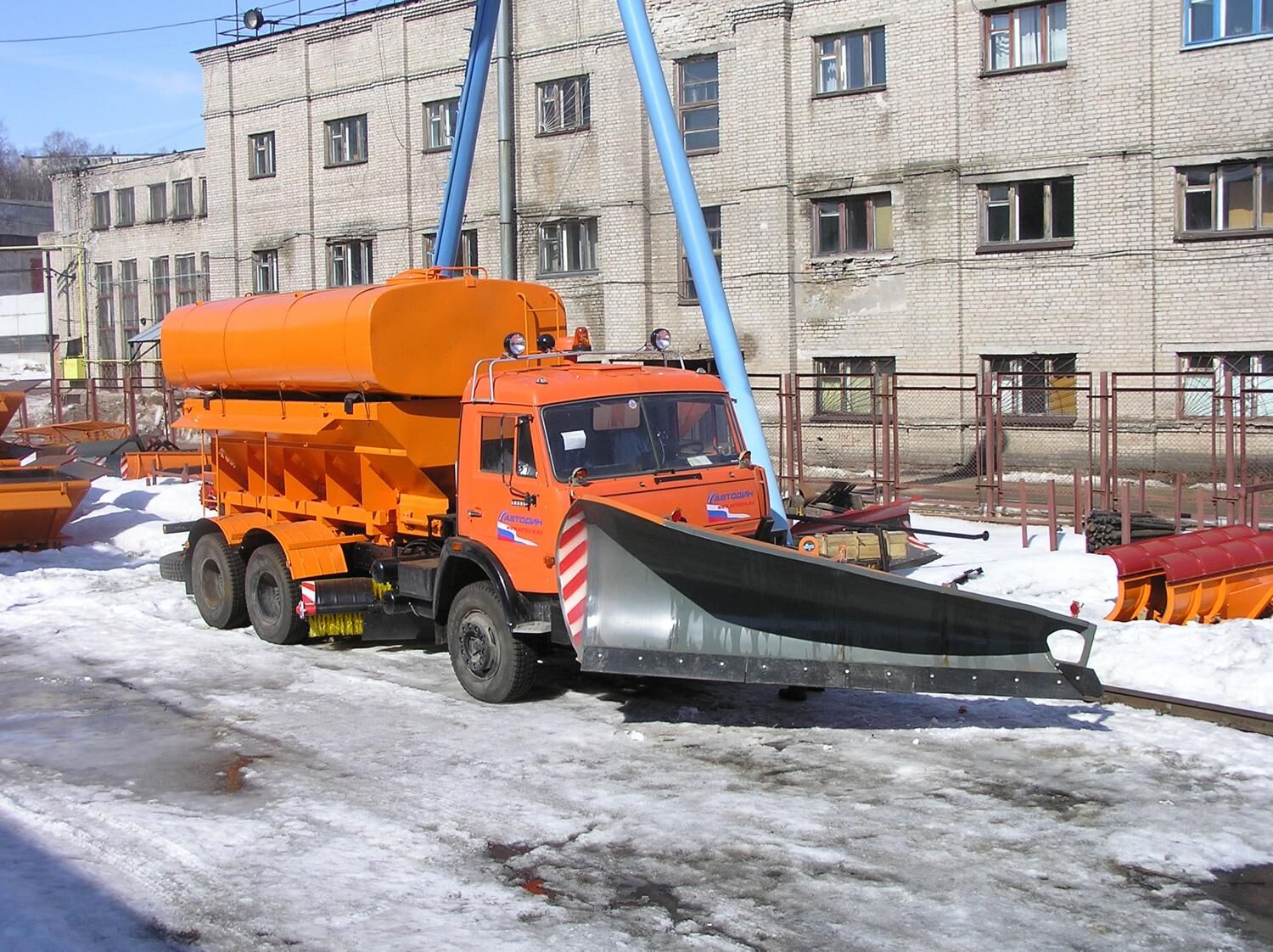 ЭД-405Б на ш.65115-48 (ПС сталь, V=8 м3, ПМ сталь, V=12,5 м3, Сопла, Скоростной, Средняя щетка)