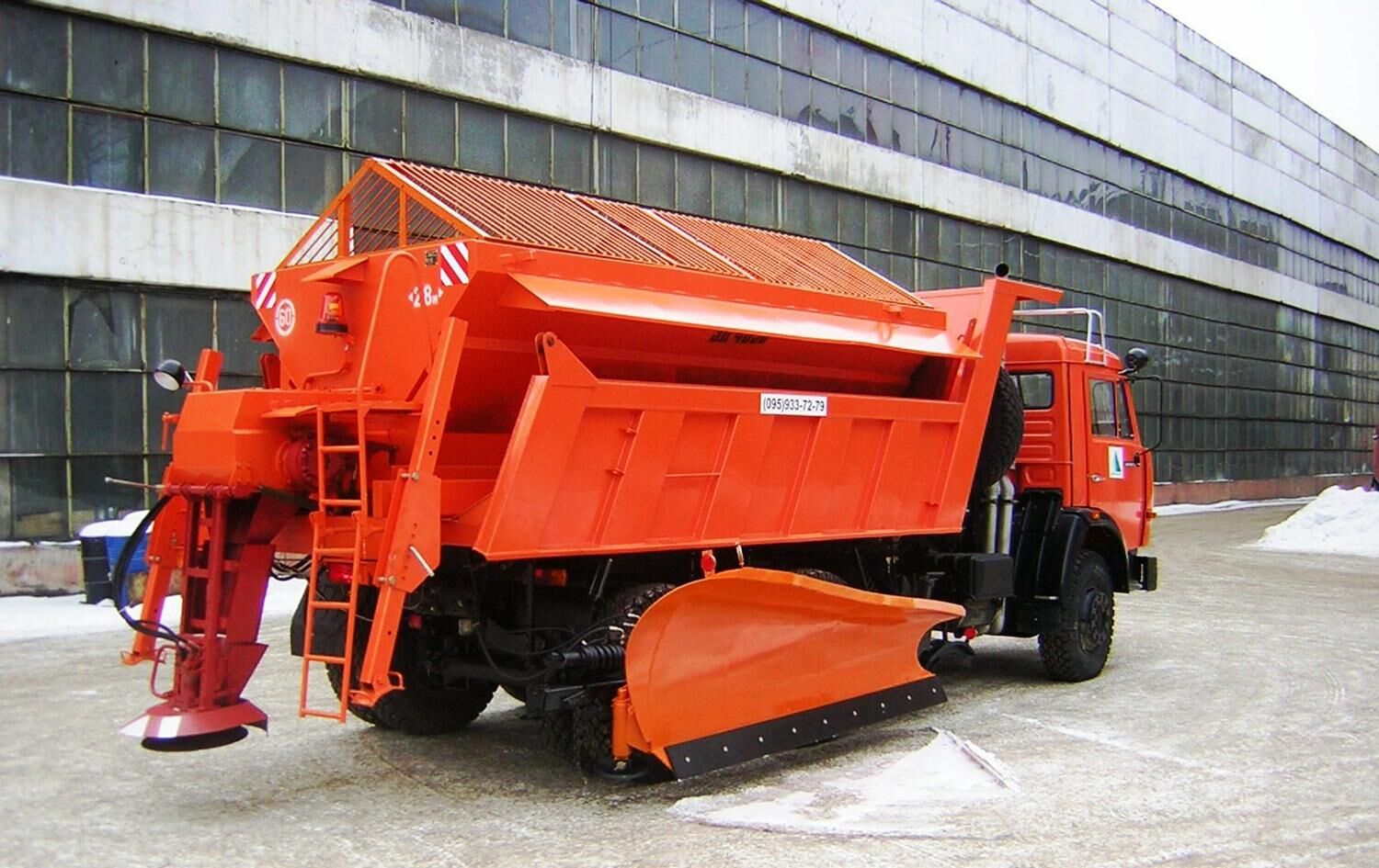 ЭД-405В на ш.65115-50 (Самосв.кузов, ПС сталь 09Г2С, V=8 м3, Боковой отвал)
