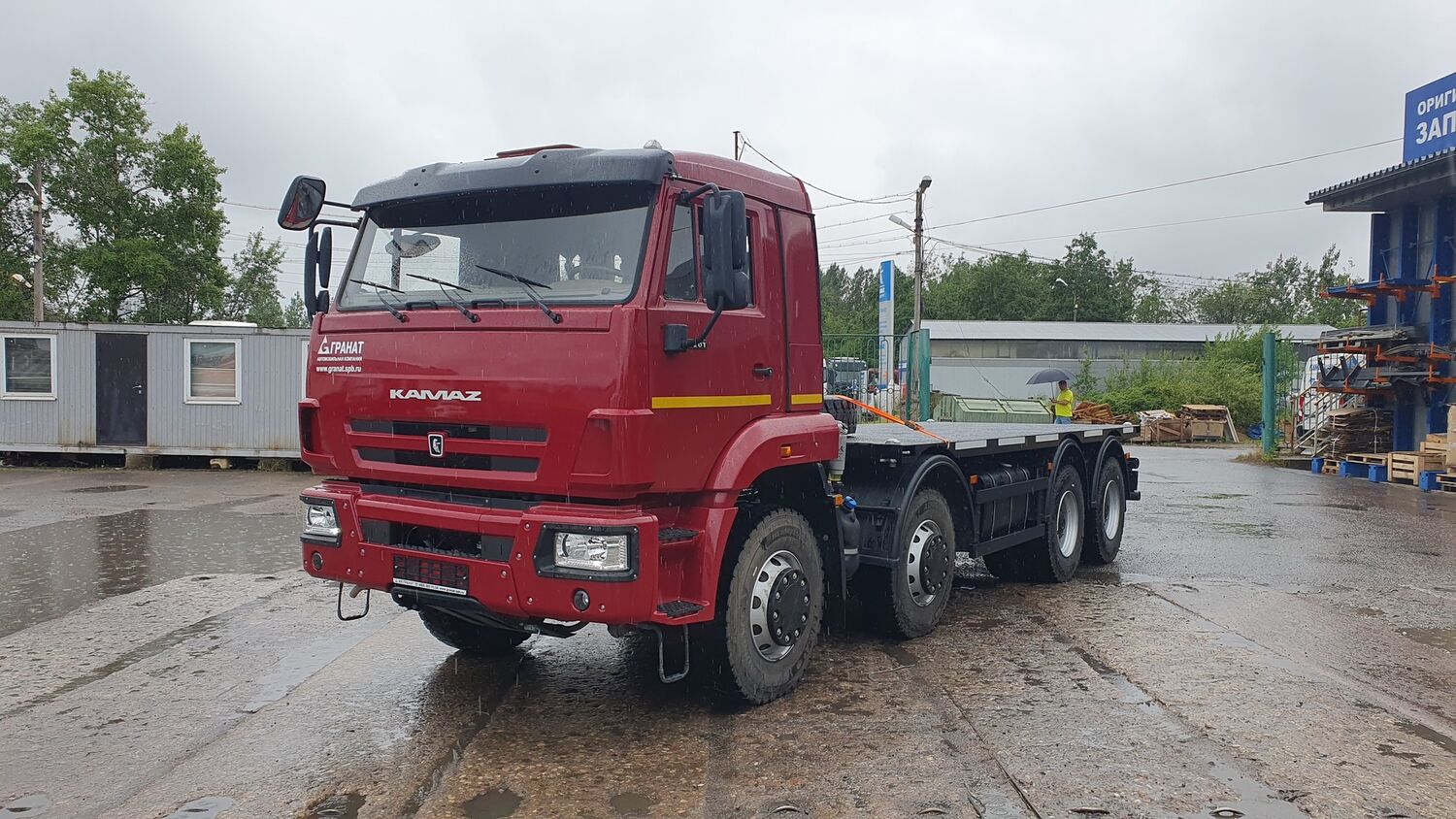 Автомобиль-контейнеровоз мод. 780898 на шасси КАМАЗ 65201