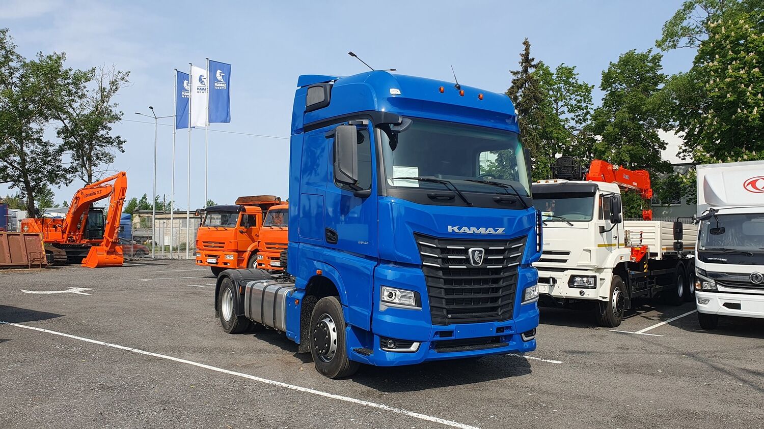 седельный тягач KAMAZ 54901-70004-CA (М1946) с автоматизир. КПП Fast Gear, пер. и зад. мост HDZ