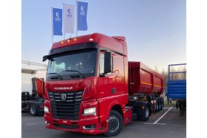 седельный тягач KAMAZ 54901-70018-CА (М1946) для буксировки полуприцепов для опасных грузов