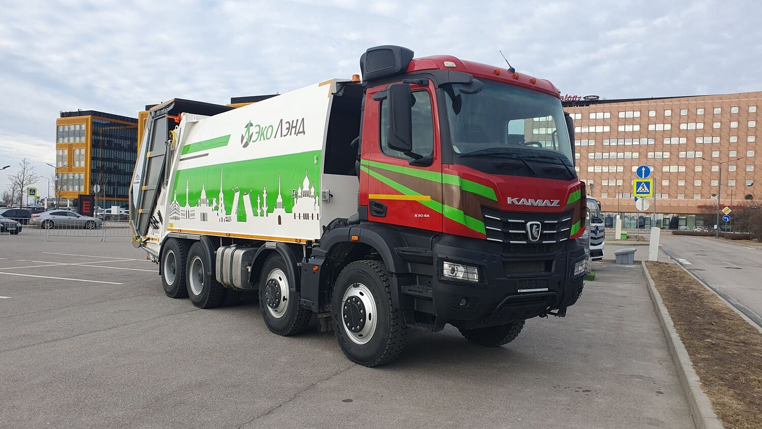 Мусоровоз с задней загрузкой ALFANORD KGH25-KP с откидной мусороприёмной ванной на базе КАМАЗ-65951